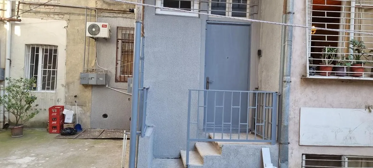 Small Cozy Flat Tbilisi 0*,  Gruzie